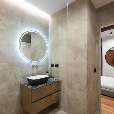 New - Luxury House Near The 3bdr-3bth *